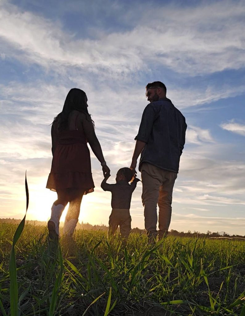 Family of custom home builder in bend Oregon.